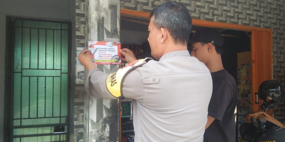 Bhabinkamtibmas Polsek Kadudampit laksanakan himbauan Kamtibmas