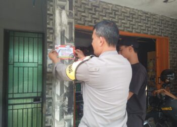 Bhabinkamtibmas Polsek Kadudampit laksanakan himbauan Kamtibmas
