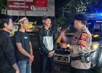 Ciptakan Rasa Aman Polsek Lembursitu  Lakukan Patroli Malam