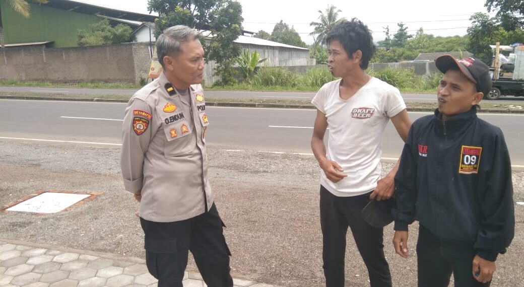 Ciptakan Rasa Aman, Anggota Samapta Polsek Warudoyong Laksanakan Patroli dialogis di Siang Hari