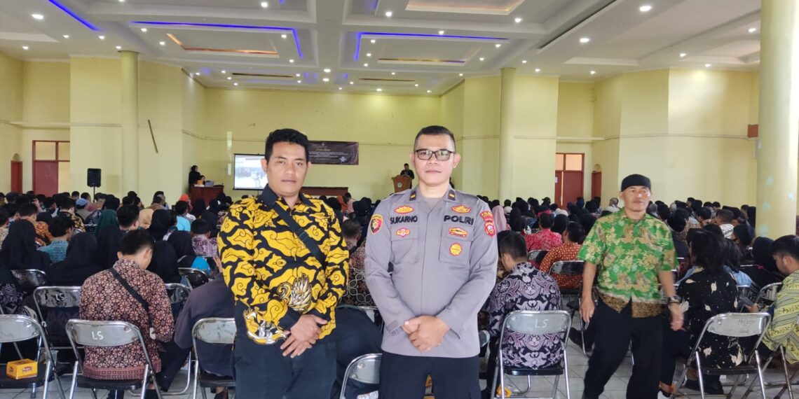Polsek Gunungpuyuh Monitoring Pelantikan KPPS Se-Kecamatan Gunungpuyuh