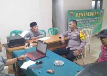 Bhabinkamtibmas Desa Warnasari Polsek Sukabumi Melaksanakan Kegiatan Dialogis dan Sambang dengan Kepala Desa Warnasari