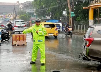 Kegiatan Rutinitas gatur pagi Personil Polsek Cisaat  Polres Sukabumi Kota