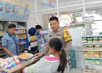 Polsek Sukaraja Bantu Warga Yang Membutuhkan
