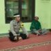 Bhabinkamtibmas Bersama Babinsa Memberikan Penyuluhan Kepada Masyarakat