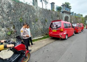 Upaya Jaga Kamtibmas Agar tetap Aman Polsek Kadudampit Laksanakan Patroli Dialogis
