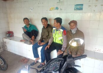 Jelang Natal dan Tahun Baru, Unit Lantas Polsek Sukalarang Himbau Keselamatan Berlalu Lintas