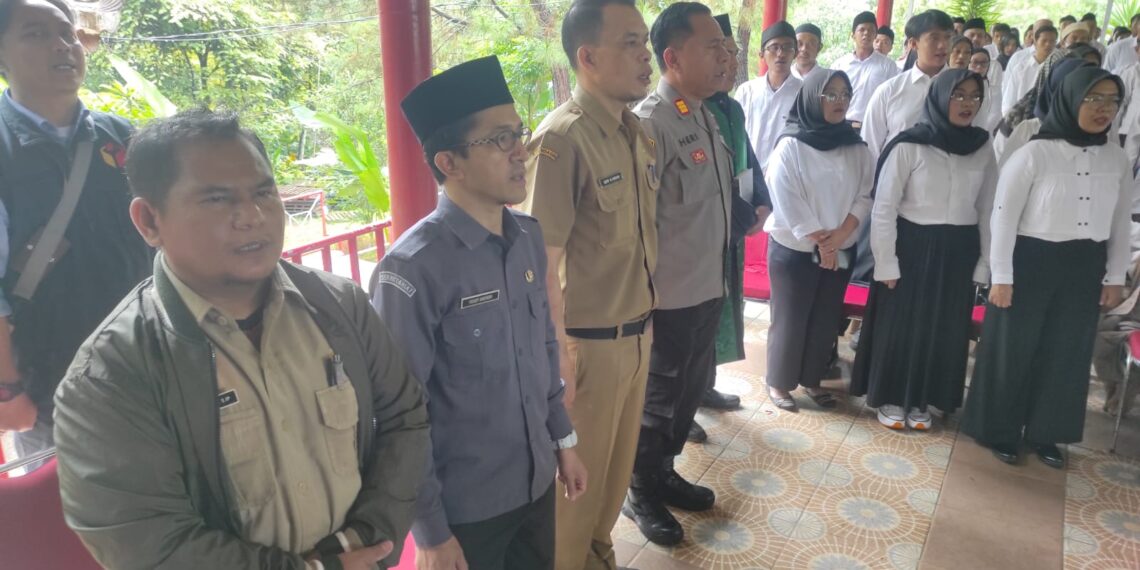 Wakapolsek Warudoyong Hadiri Pelantikan Pengawas Tempat Pemungutan Suara (PTPS)