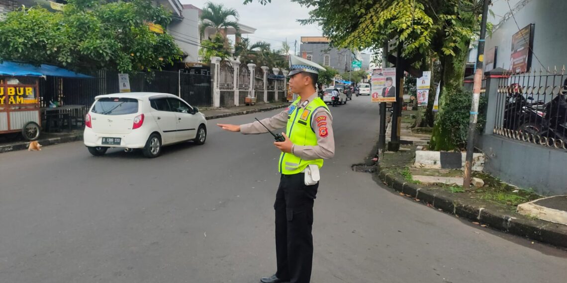 Polsek Warudoyong Gatur Lalu lintas pagi, Bentuk Pelayanan kepada Masyarakat guna terciptanya Kamseltibcar Lantas