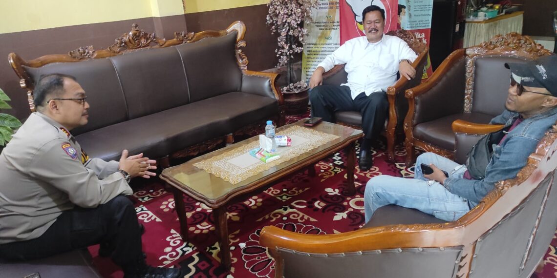 Kapolsek Warudoyong Jalin Silaturahmi Sambang dan Tatap Muka Dengan Guru