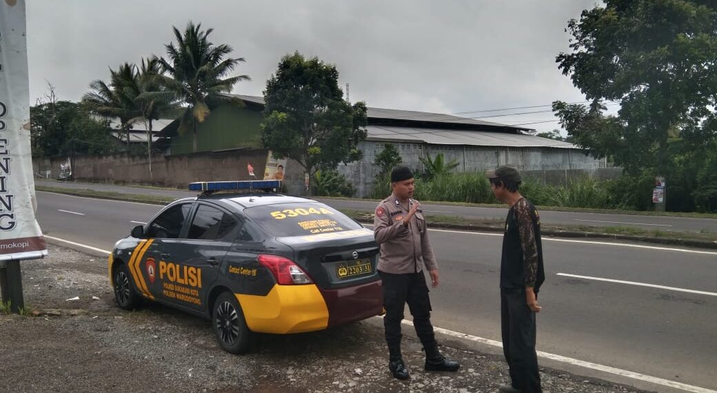 Ciptakan Rasa Aman, Anggota Samapta Polsek Warudoyong Laksanakan Patroli dialogis di Siang Hari