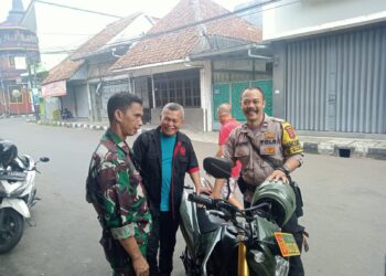Bhabinkamtibmas Kelurahan Nyomplong Laksanakan Sambang Ke Warga Setempat