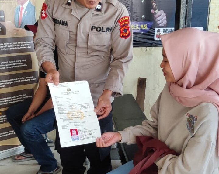Pelayanan Kepolisian Polsek Sukalarang Berikan Pelayanan Perpanjangan SKCK