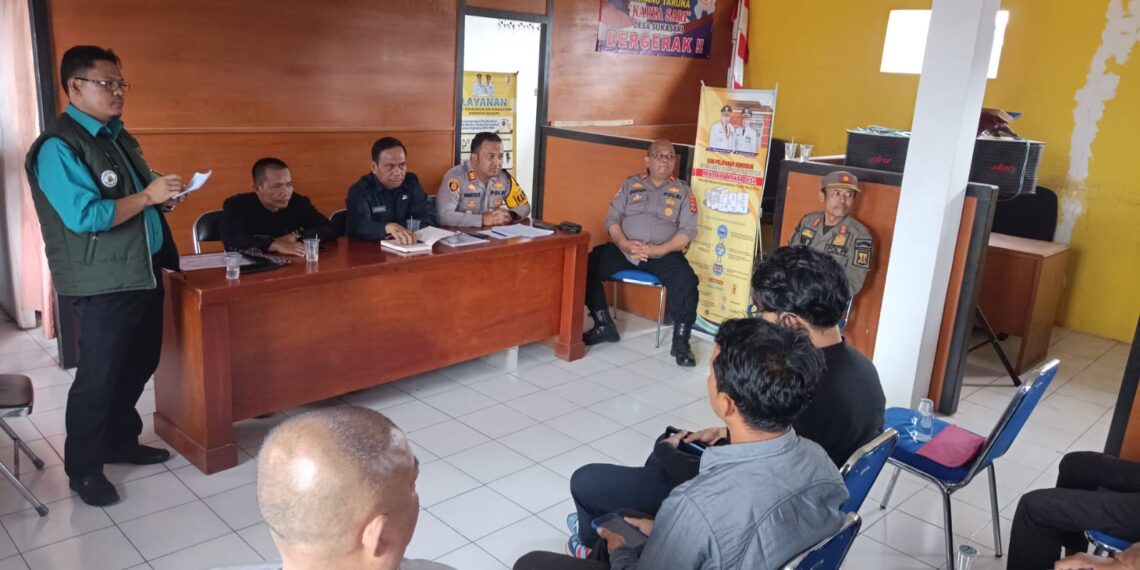Giat Ngariung Sareng Kapolsek Cisaat Gelar Tatap Muka Dengan Masyarakat