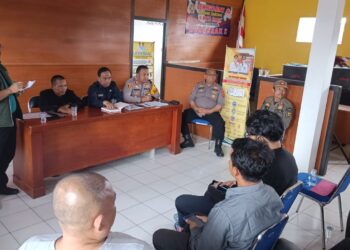 Giat Ngariung Sareng Kapolsek Cisaat Gelar Tatap Muka Dengan Masyarakat
