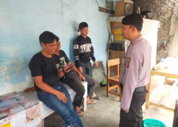 Anggota Samapta Polsek Cibeureum Laksanakan Patroli dialogis di Siang Hari