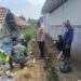 Senergitas TNI – POLRI Bhabinkamtibmas Polsek Sukalarang Bersama – Sama Masyarakat Binaan Laksanakan Kerja Bakti