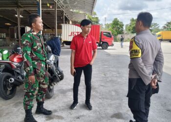 Dekati warga Babinkamtibmas bersinergi dengan Babinsa Sambangi Warga dan Berikan Imbauan Kamtibmas
