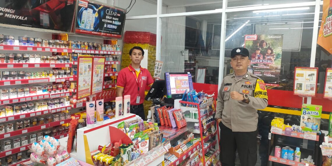 Himbauan Kamtibmas Pada Mini Market Wilayah Hukum Polsek Kebon Pedes