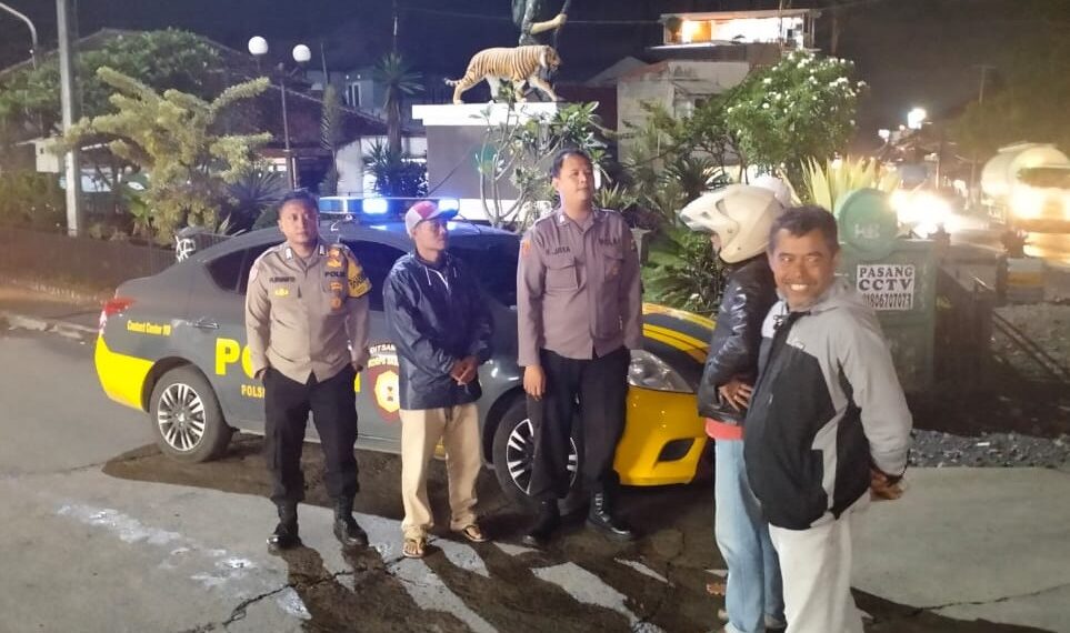 Patroli Strong Point Malam Hari Wujudkan Situasi Kamtibmas Yang Aman Dan Kondusif