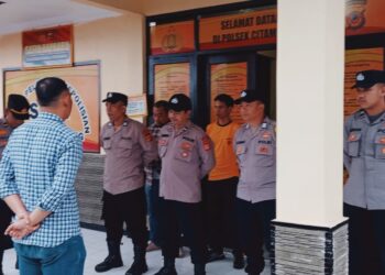 Polsek Citamiang Gelar Apel Pagi Sebagai Bentuk Kedisiplinan.