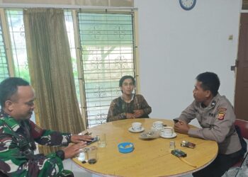 Bhabinkamtibmas Desa Langensari Bersama Babinsa Ambang Dan Silaturahmi Di Wilayah Binaan