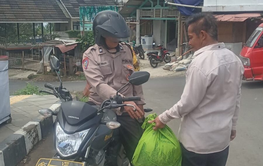 Ciptakan Situasi Kamtibmas Yang Aman Polsek Kadudampit Rutin Lakukan Patroli Dialogis