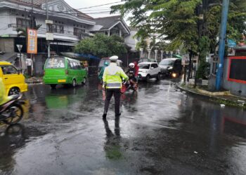 Polsek Warudoyong Gatur Lalu lintas pagi, Bentuk Pelayanan kepada Masyarakat guna terciptanya Kamseltibcar Lantas