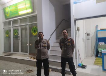 Anggota Polsek Cisaat Lakukan Patroli ke Gudang Logistik PPK Cisaat