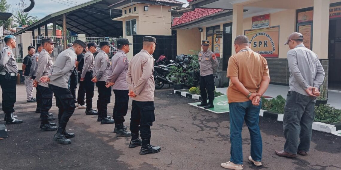 Polsek Citamiang Gelar Apel Pagi Sebagai Bentuk Kedisiplinan.