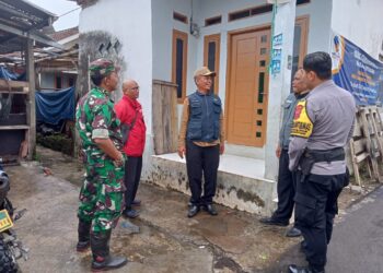 Dekati warga Babinkamtibmas bersinergi dengan Babinsa Sambangi Warga dan Berikan Imbauan Kamtibmas