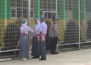 Tingkatkan Kesadaran Hukum Polsek Cireunghas Gencarkan Police Goes To School