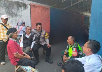 Sambangi Warga Polisi di Kota Sukabumi Sampaikan Imbauan Kamtibmas