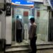 Polisi Polsek Sukalarang Patroli Malam Hari Kontrol ATM BRI Cegah Kejahatan Perbankan