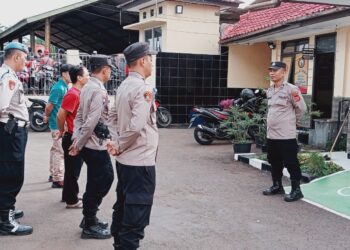 Gelar Apel Pagi Sebagai Bentuk Kedisiplinan Polsek Citamiang