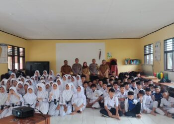 Police Goes To School,Ini Cara Polsek Cireunghas Cegah Kenakalan Remaja
