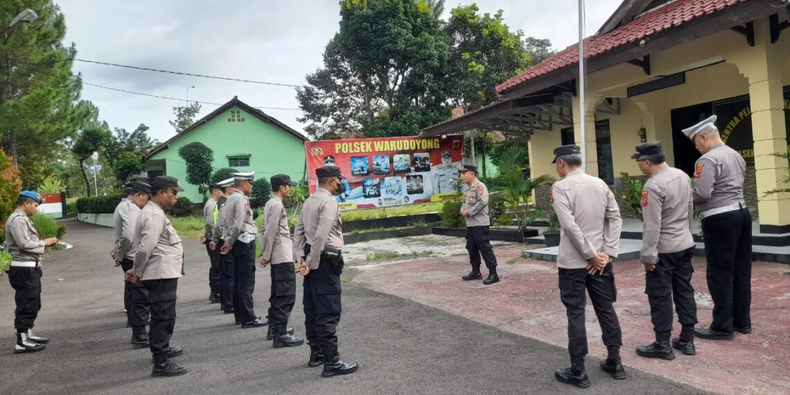 Polsek Warudoyong Gelar Apel Pagi Sebagai Bentuk Kedisiplinan.