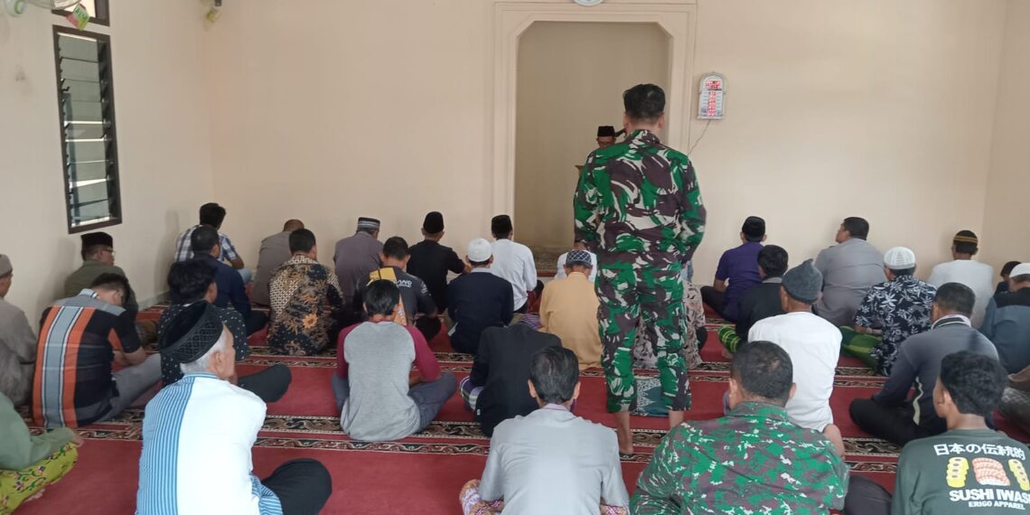 Polsek Gunung Puyuh Lakukan Kegiatan Safari Shalat Jum’at Keliling (Jumling)