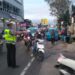 Antisipasi Kemacetan Pagi, Unit Lantas Polsek Sukalarang Melaksanakan Gatur Lalin Saat Jam Masuk Karyawan