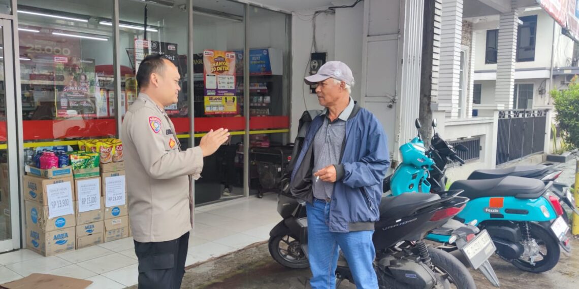 Bhabinkamtibmas Polsek Sukaraja Tingkatkan Patrol Sambangi Tempat-Tempat Keramaian