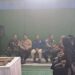 Sinergitas TNI-POLRI Bhabinkamtibmas Kel. Gedongpanjang bersama Babinsa menghadiri Pelantikan Kelompok Penyelenggaraan Pemungutan Suara pada Kelurahan Gedong Panjang.