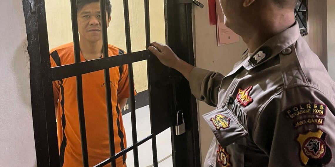 Pastikan Aman Terkendali, KSPK Polsek Sukalarang Cek dan Kontrol Tahanan