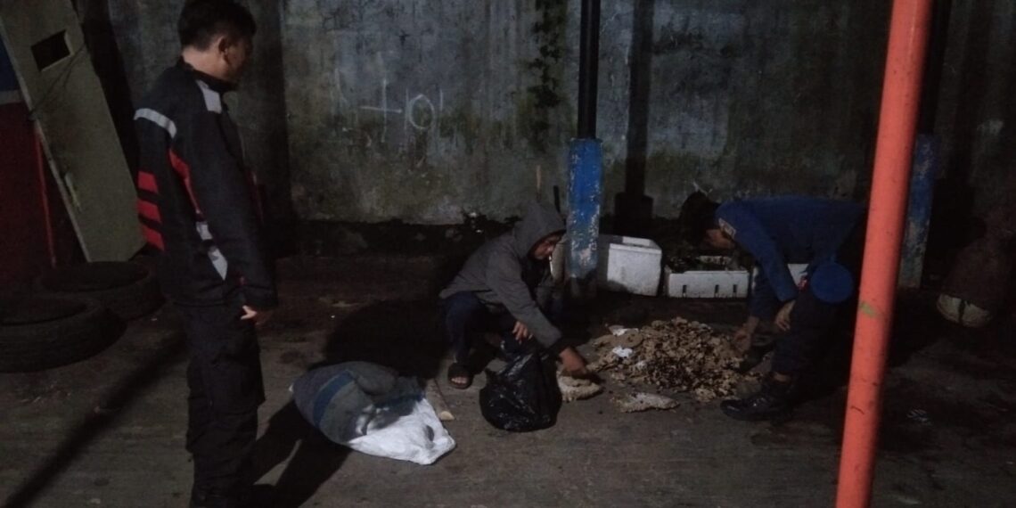 Anggota Patroli Polsek Warudoyong Polres Sukabumi Kota Gencar Laksanakan Patroli Malam Hari