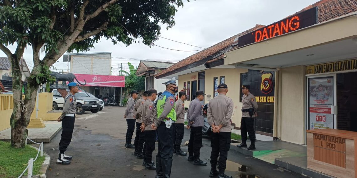Panit Samapta Polsek Cikole Pimpin Apel Pagi Dan Berikan Arahan