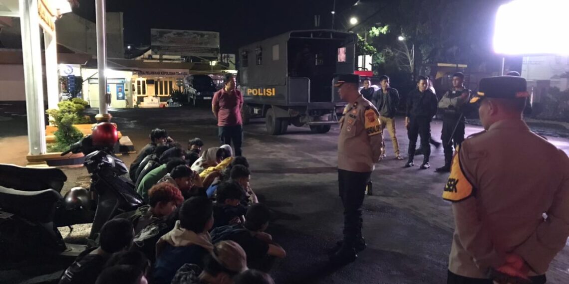 Minum Miras, Puluhan Pelajar di Sukabumi Diamankan Polisi