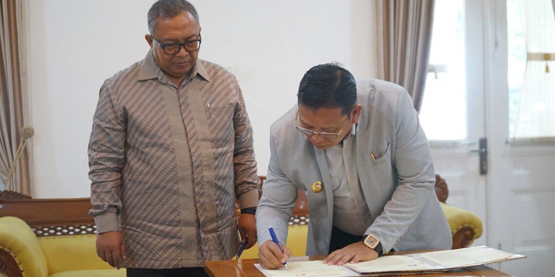 Dua Pemerintahan di Sukabumi Tanda Tangani Perpanjangan Kesepakatan Bersama