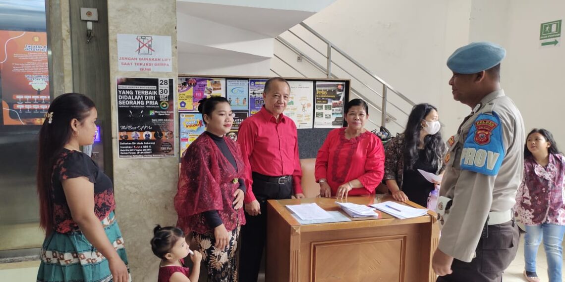 Polsek Citamiang Laksanakan Pengamanan Minggu Kasih dan Pengamanan Gereja