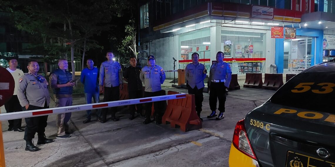 Tingkatkan Keamanan di malam hari, Polsek Cisaat Gelar Patroli KRYD