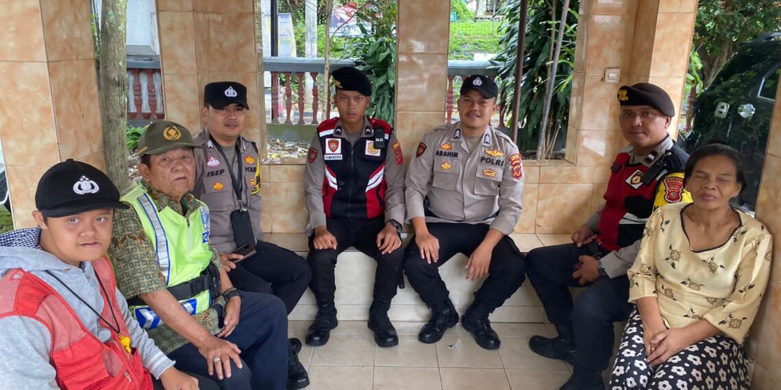 Pam Gereja, Sudah Menjadi Rutinitas Anggota Polsek Warudoyong