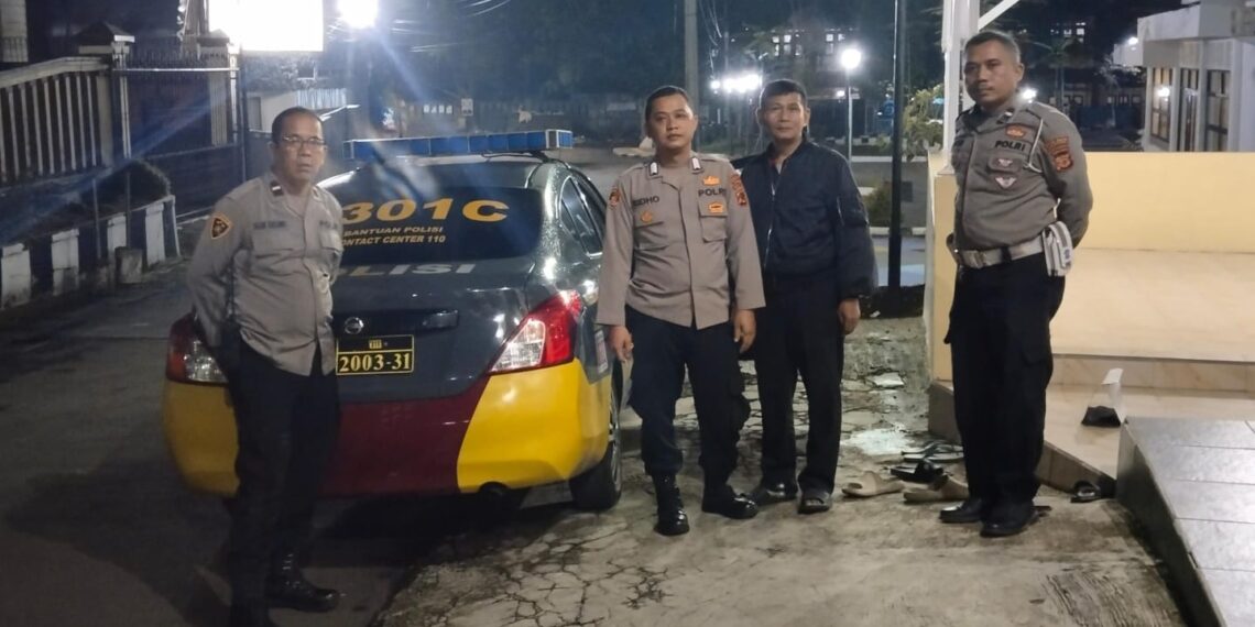 Polsek Cikole Laksanakan Giat Patroli Dialogis Dimalam Hari